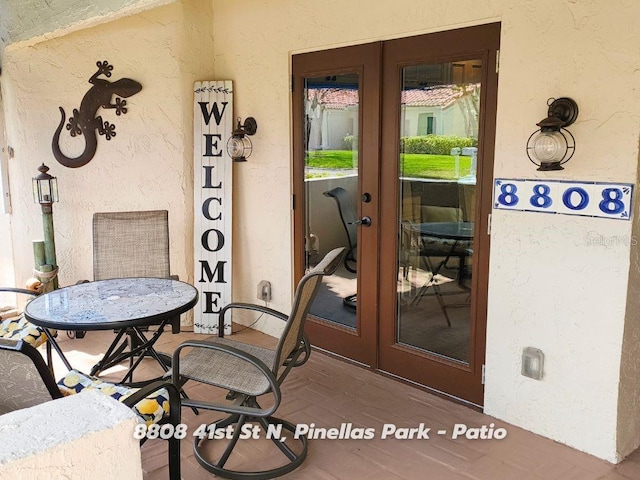 Listing photo 3 for 8808 41st St N, Pinellas Park FL 33782