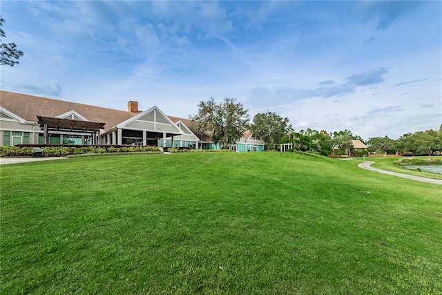 9101 Highland Ridge Way, Tampa, FL 33647 - view of yard featuring a pergola