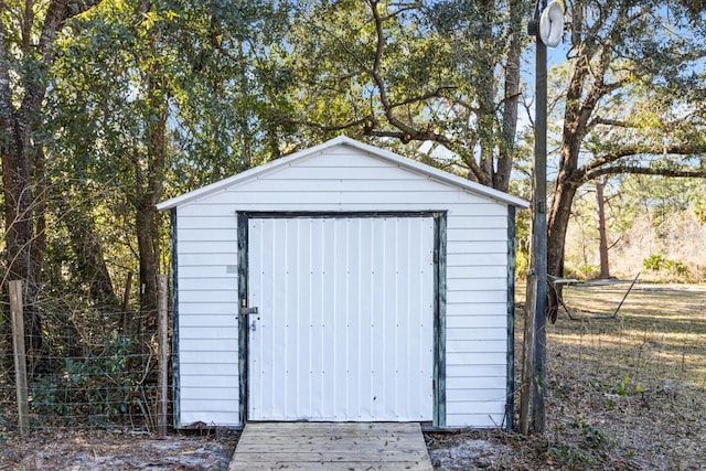 view of outbuilding