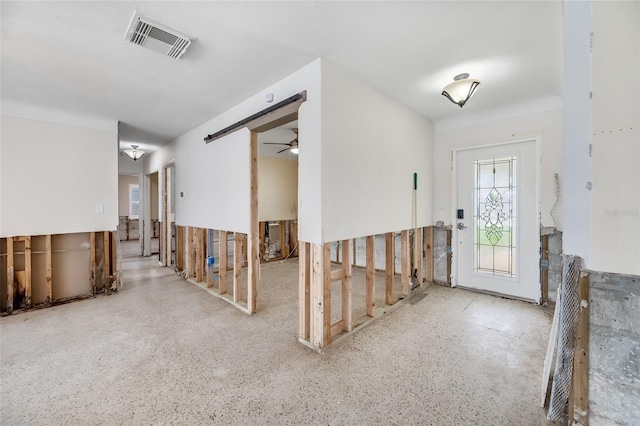 entryway with ceiling fan