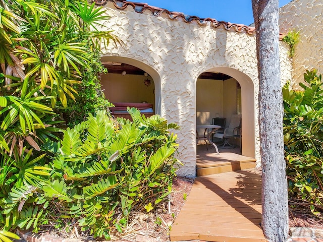 5020 S Shore Crest Cir, Tampa, FL 33609 - view of patio / terrace