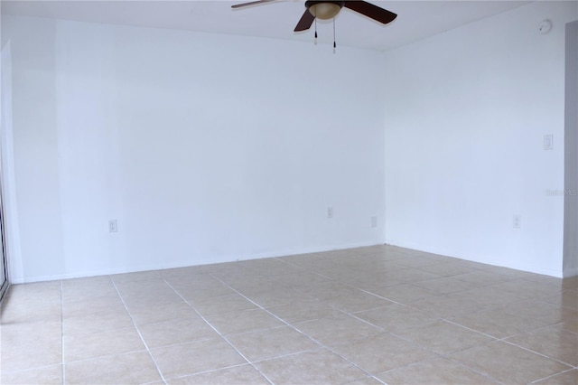 spare room featuring ceiling fan