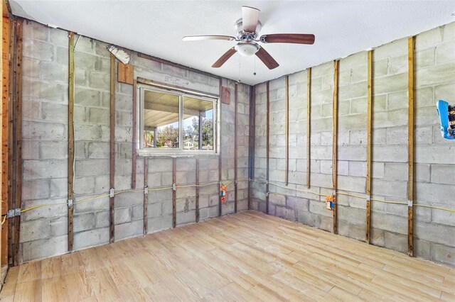 130 81st Ave NE, Saint Petersburg, FL 33701 - photo 7