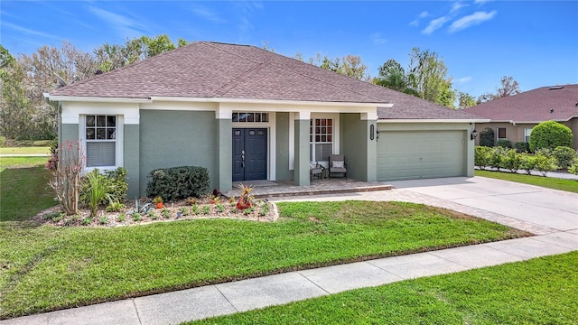 25950 Risen Star Dr, Wesley Chapel, FL 33544 - ranch-style home featuring roof with shingles, stucco siding, driveway, an attached garage, and a front lawn