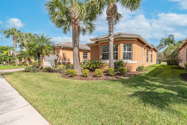 view of front of property with a front yard