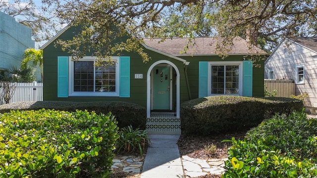 view of front of property