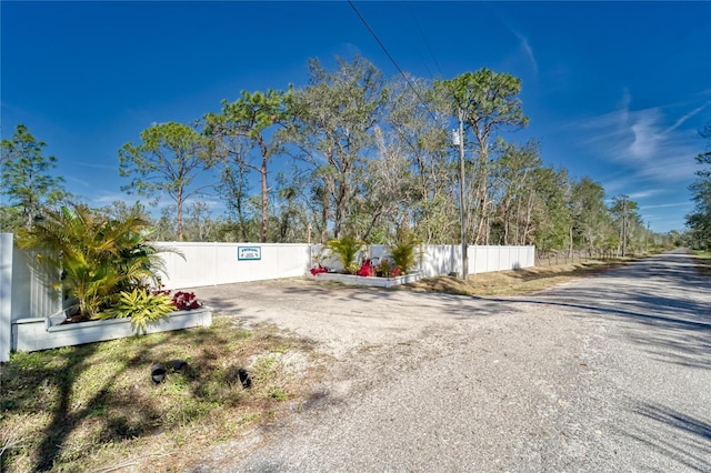 13215 Seminole Trl, Wimauma, FL 33598 - view of street