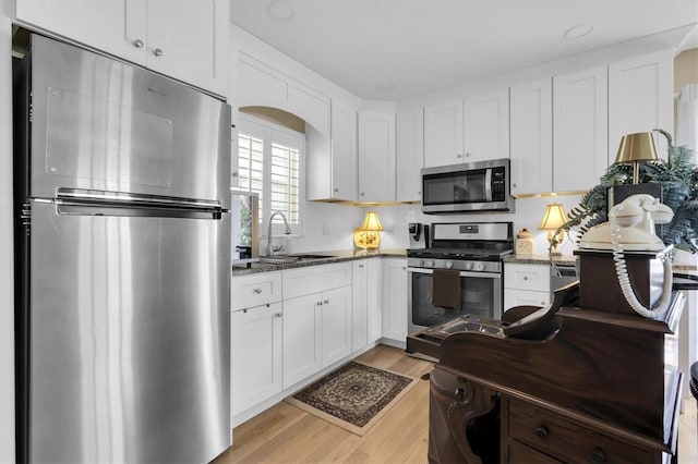 732 Oak St NE, Saint Petersburg, FL 33701 - photo 32