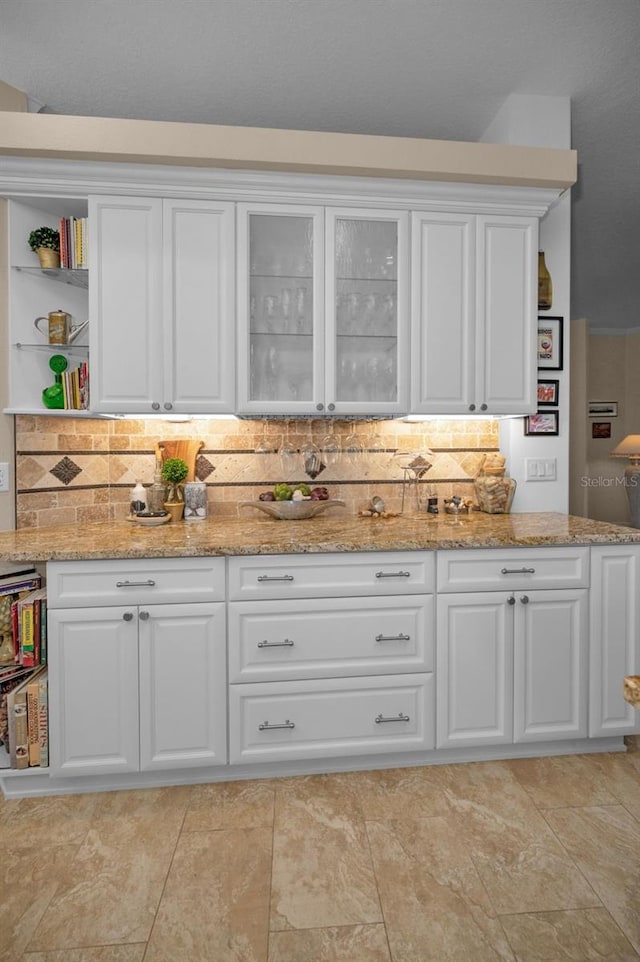 bar with decorative backsplash