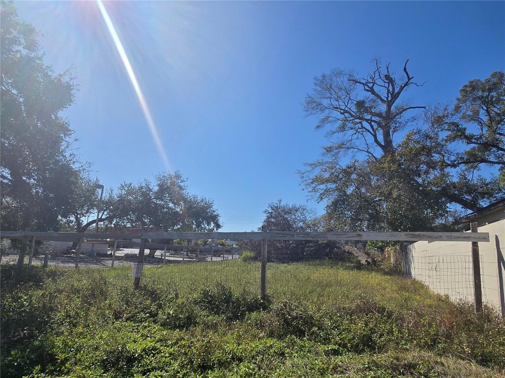 1756 Dr Martin Luther King Jr St S, Saint Petersburg, FL 33705 - photo 4