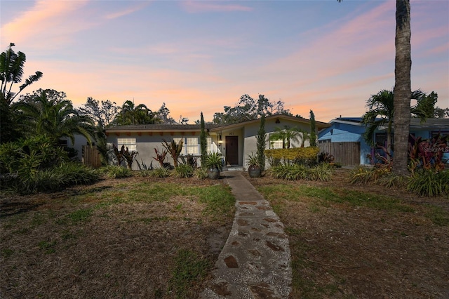 view of front of property featuring stucco siding