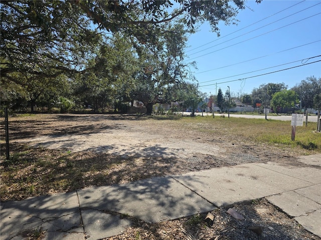 Listing photo 2 for 10TH Dr Martin Luther King Jr St S, Saint Petersburg FL 33705