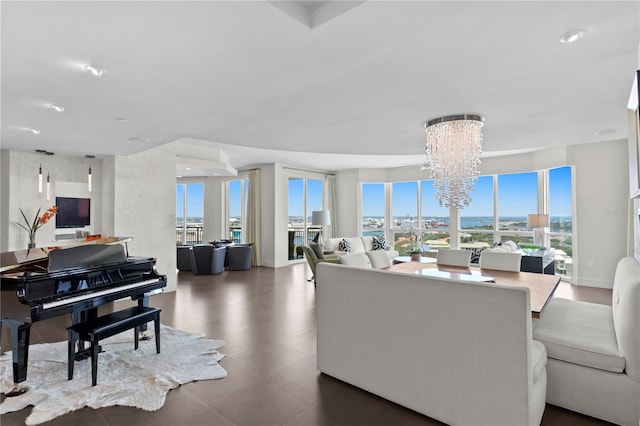 450 Knights Run Ave Unit 1704, Tampa, FL 33602 - living area with a chandelier