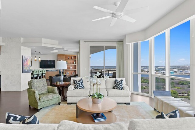 450 Knights Run Ave Unit 1704, Tampa, FL 33602 - living area featuring ceiling fan