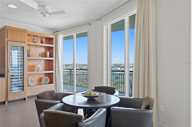 450 Knights Run Ave Unit 1704, Tampa, FL 33602 - dining space featuring ceiling fan