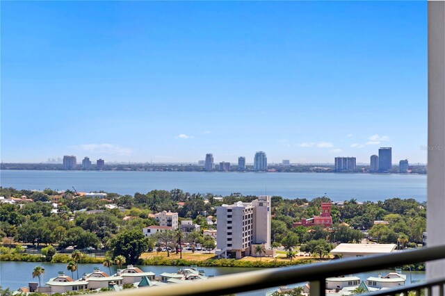 450 Knights Run Ave Unit 1704, Tampa, FL 33602 - water view with skyline