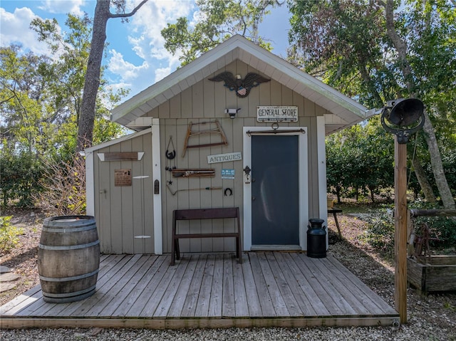 view of outbuilding