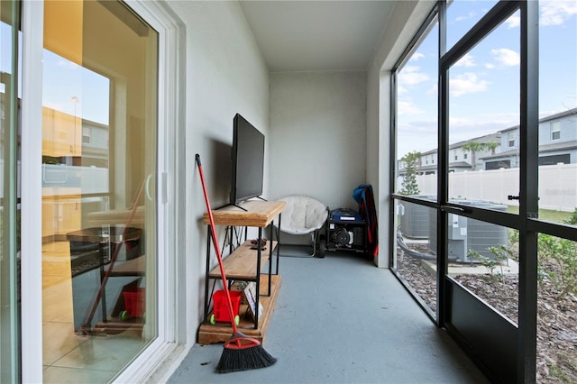 view of sunroom / solarium