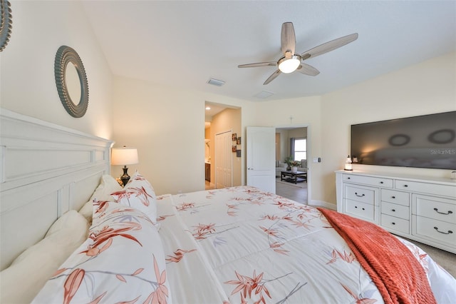 bedroom with ceiling fan