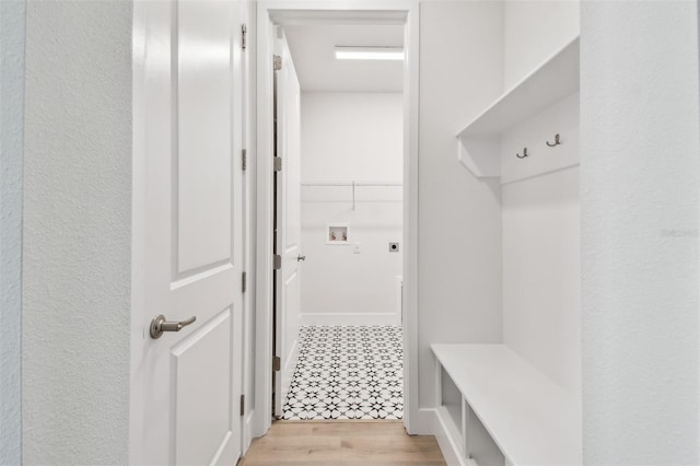 11885 Richmond Trl, Parrish, FL 34219 - mudroom with light floors