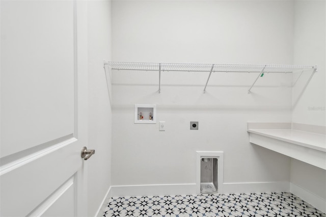 11885 Richmond Trl, Parrish, FL 34219 - laundry area with hookup for an electric dryer, baseboards, and washer hookup
