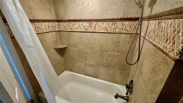 full bath with shower / bath combination with curtain