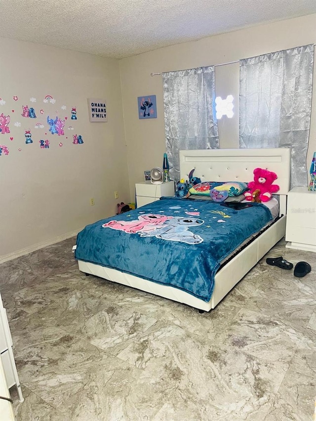 8630 Winter Haven Dr, Hudson, FL 34667 - bedroom featuring a textured ceiling