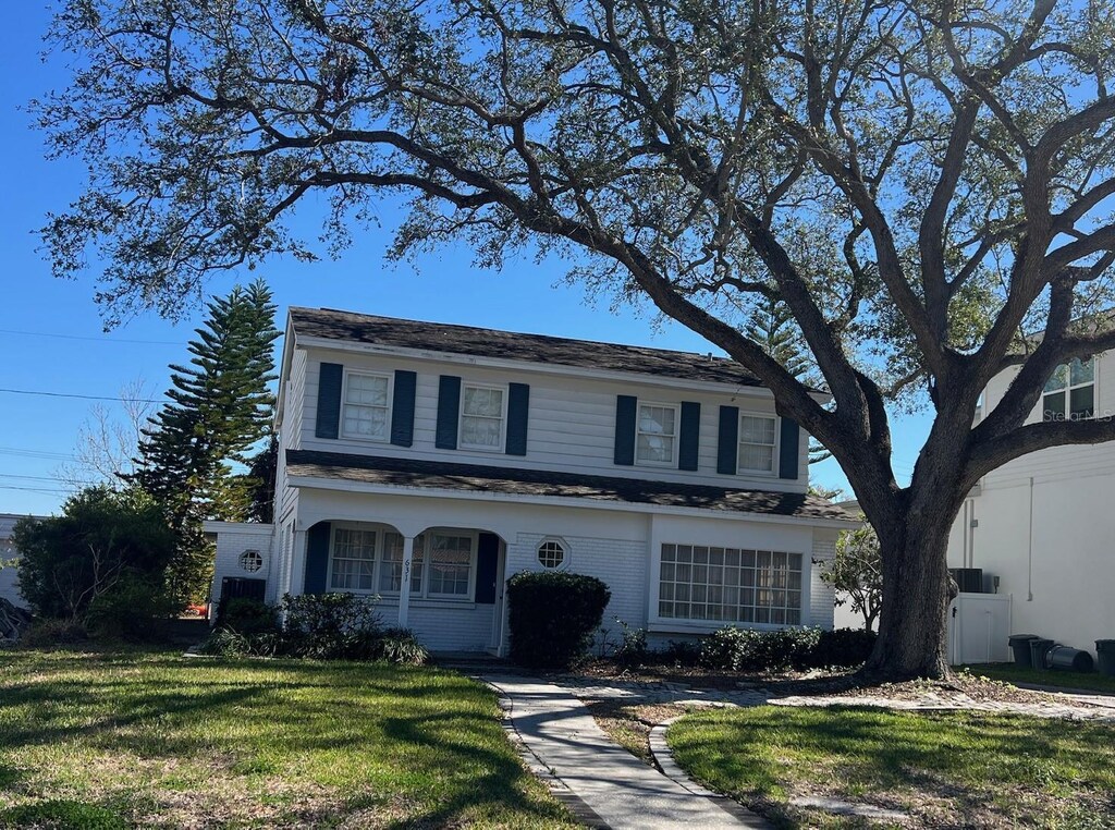 631 Hudson Ave, Tampa, FL 33606 - photo 1