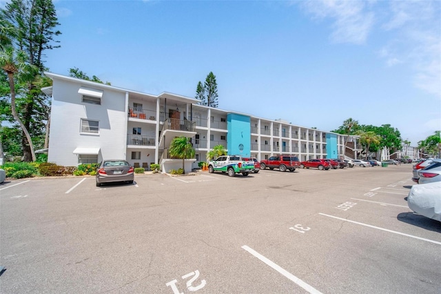 2113 Canal Dr Unit B2, Bradenton, FL 34207 - view of apartment building / complex featuring uncovered parking