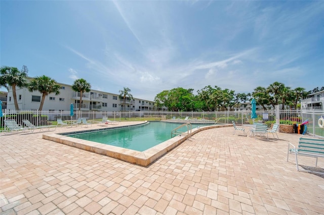 2113 Canal Dr Unit B2, Bradenton, FL 34207 - community pool with a patio