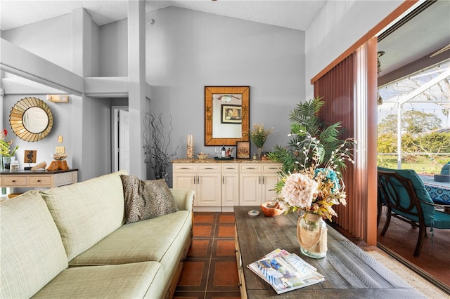 13542 Summerwood Ct, Hudson, FL 34667 - tiled living room with high vaulted ceiling