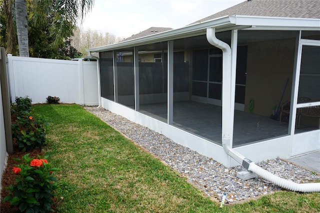 19432 Haskell Pl, Land O Lakes, FL 34638 - view of yard with a sunroom