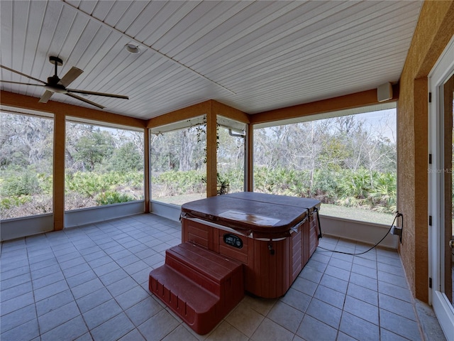 view of sunroom / solarium