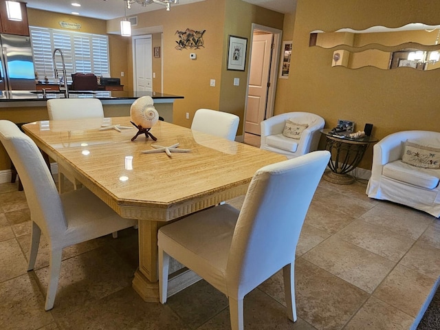 530 Sandy Hook Rd, Treasure Island, FL 33706 - view of dining area