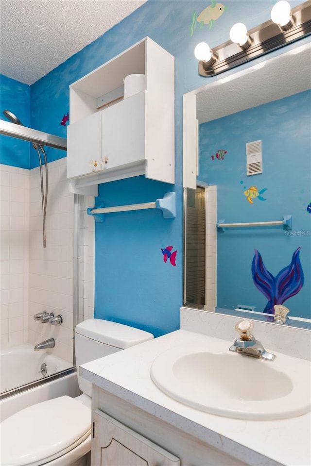 full bathroom featuring a textured ceiling, toilet, vanity, and enclosed tub / shower combo