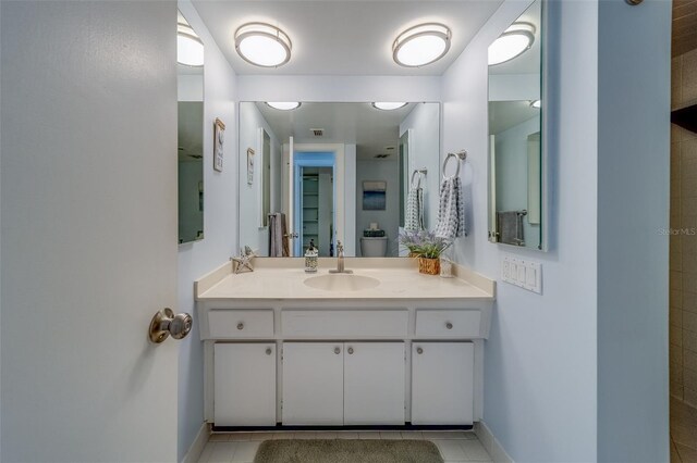 131 Bluff View Dr Unit 208, Belleair Bluffs, FL 33770 - full bath featuring vanity and tile patterned flooring
