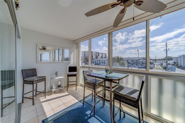 131 Bluff View Dr Unit 208, Belleair Bluffs, FL 33770 - view of sunroom / solarium