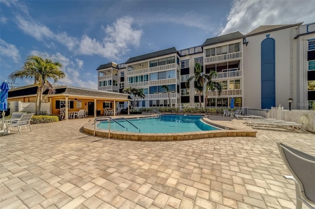 131 Bluff View Dr Unit 208, Belleair Bluffs, FL 33770 - community pool with a patio