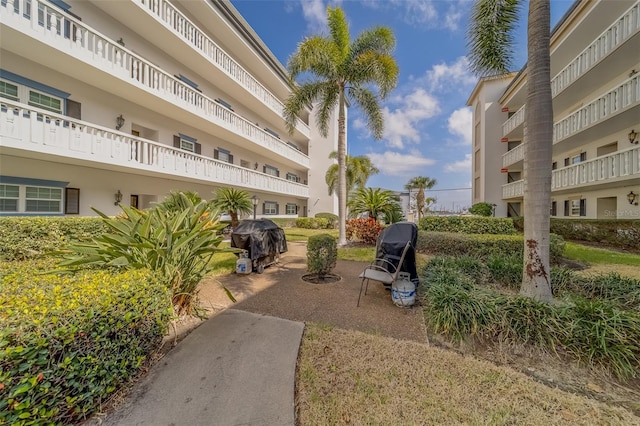 131 Bluff View Dr Unit 208, Belleair Bluffs, FL 33770 - view of home's community