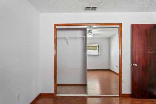 13112 Groveland St, Spring Hill, FL 34609 - closet with visible vents