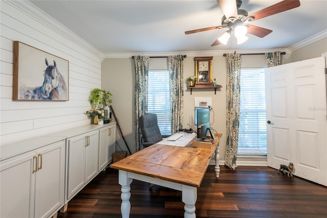 office area featuring a ceiling fan, dark wood-style flooring, and crown molding