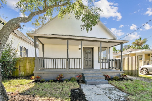 view of front of home featuring a porch