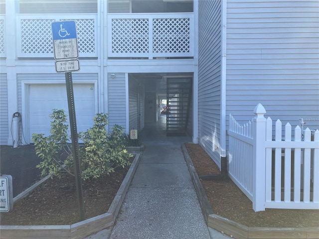 2210 Vista Del Sol Cir # 519, Lutz, FL 33558 - property entrance featuring a garage