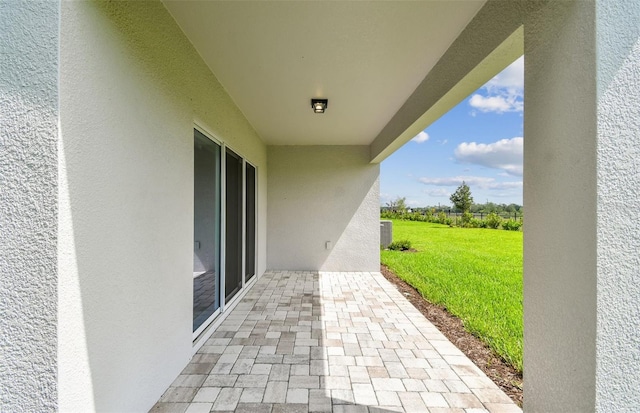 10356 Cross River Trl, Parrish, FL 34219 - view of patio