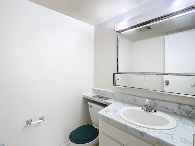 6312 Newtown Cir Unit 12A5, Tampa, FL 33615 - bathroom with toilet and vanity
