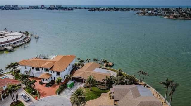 bird's eye view featuring a water view