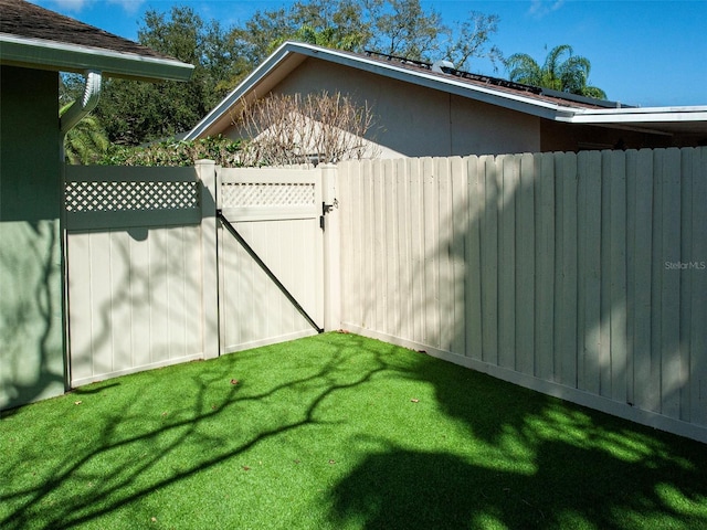 exterior space with fence