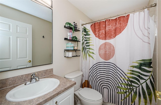 18186 Sandy Pointe Dr, Tampa, FL 33647 - full bathroom featuring a shower with curtain, toilet, and vanity