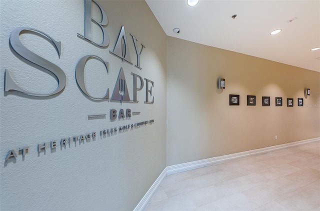 18186 Sandy Pointe Dr, Tampa, FL 33647 - corridor featuring baseboards and recessed lighting