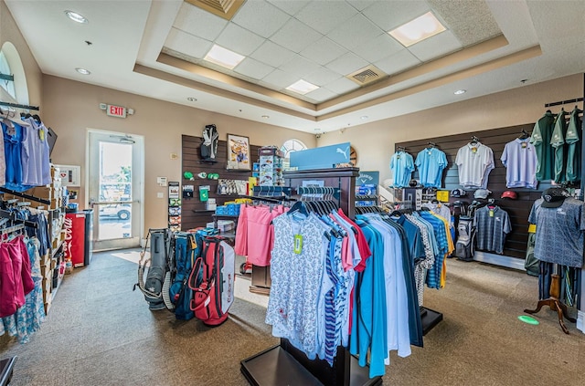 18186 Sandy Pointe Dr, Tampa, FL 33647 - interior space with carpet flooring, a tray ceiling, and visible vents
